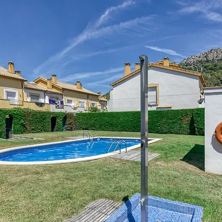 Les Medes Holiday home *